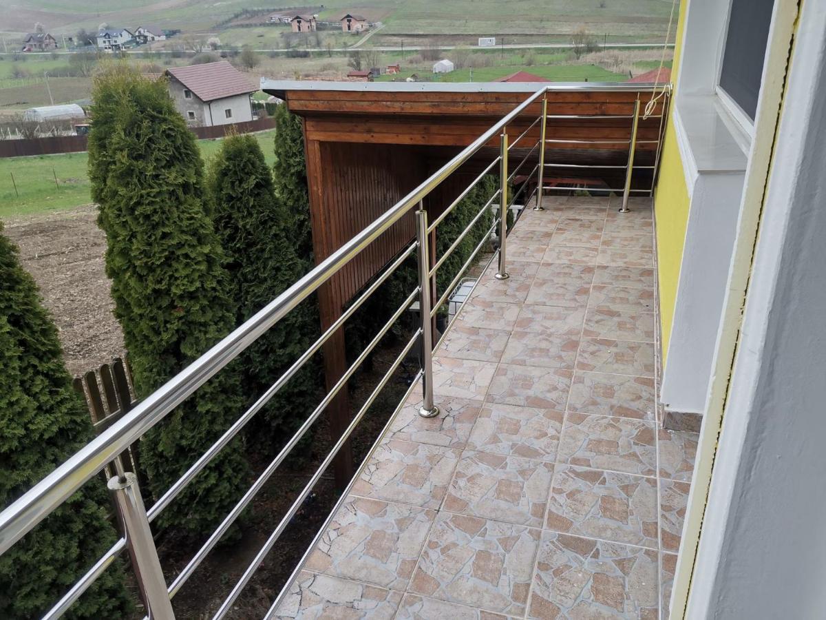 Hotel Stars Livezeni Ivanesti Exterior foto